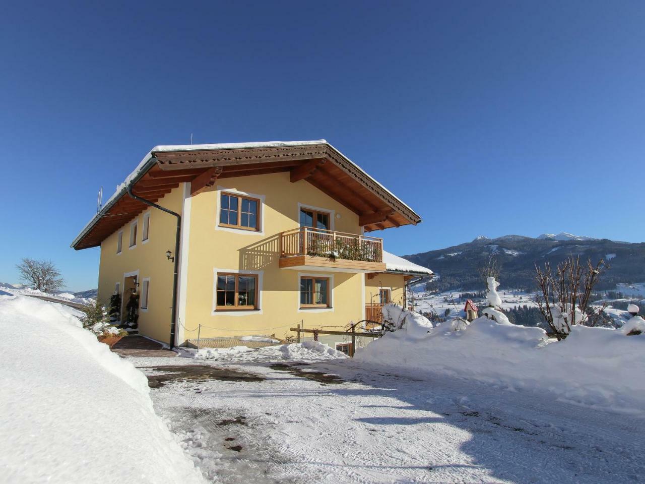 Cosy Holiday Flat In A Farmhouse Taxenbach Exterior photo