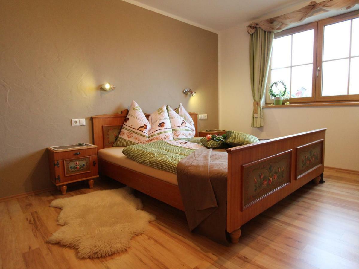 Cosy Holiday Flat In A Farmhouse Taxenbach Exterior photo